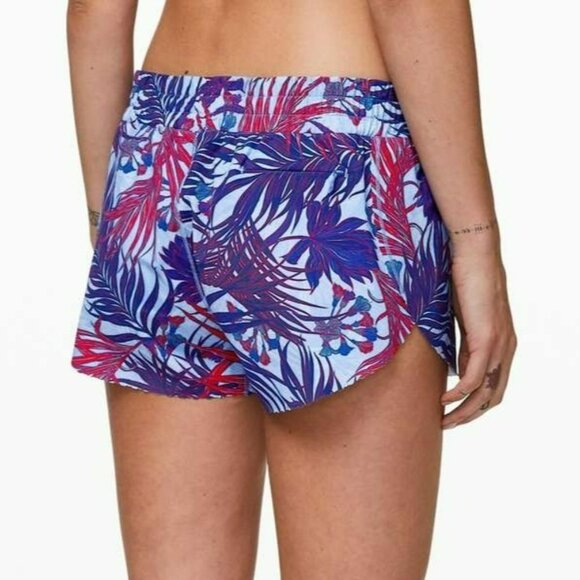 LuluLululemon Will the Wave Surf Short 2.5" Mini Twisted Tropics Hydrangea Multi - Picture 2 of 12